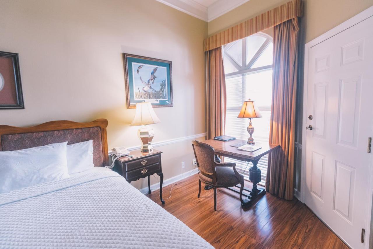 Governors Inn Hotel タラハシー エクステリア 写真