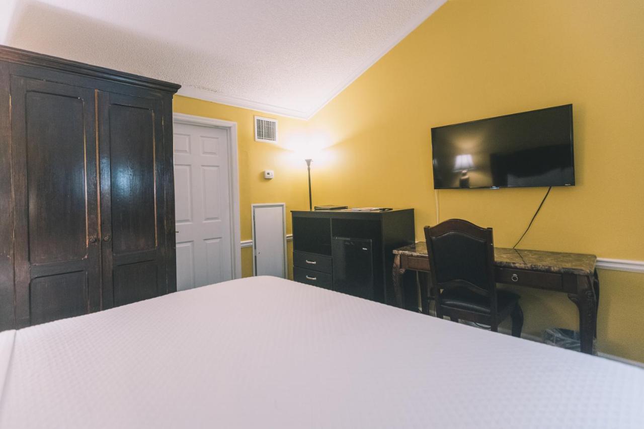 Governors Inn Hotel タラハシー エクステリア 写真